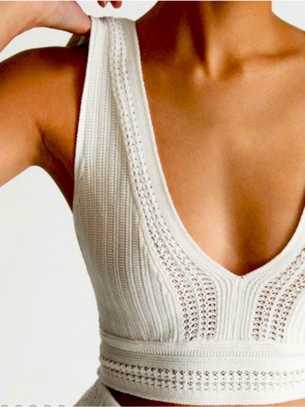 Reiss Cream Textured V-Neck Cropped Knit Tank